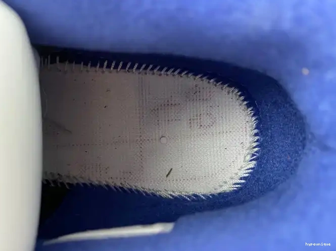 HYPE Air Jordan FV5029-003 Air Rare 4 0430
